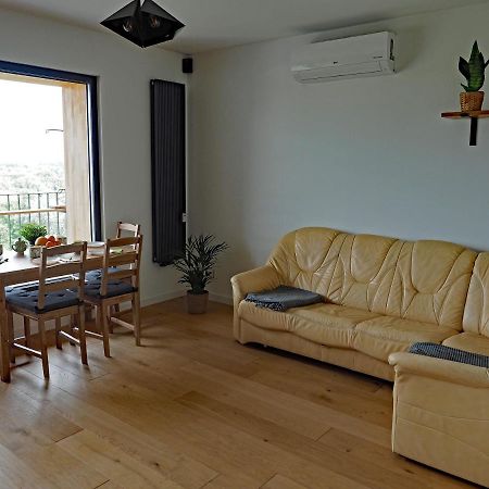 Debina Z Widokiem Apartment Poznan Exterior photo